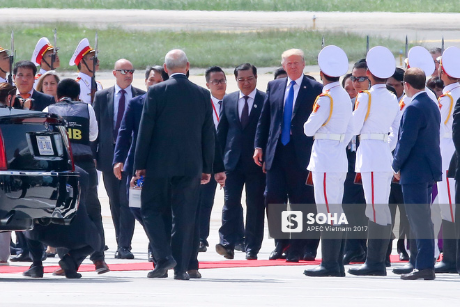 Tổng thống Donald Trump tới Cung Ariyana, phát biểu tại APEC CEO Summit - Ảnh 4.