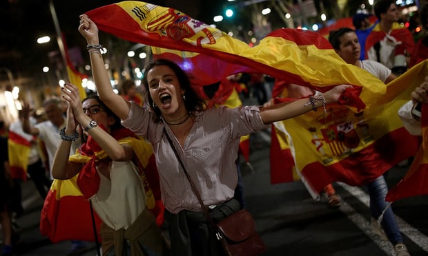 Catalonia đòi độc lập: Thảm họa ngầm của Tây Ban Nha vì tình trạng ông chẳng bà chuộc - Ảnh 1.