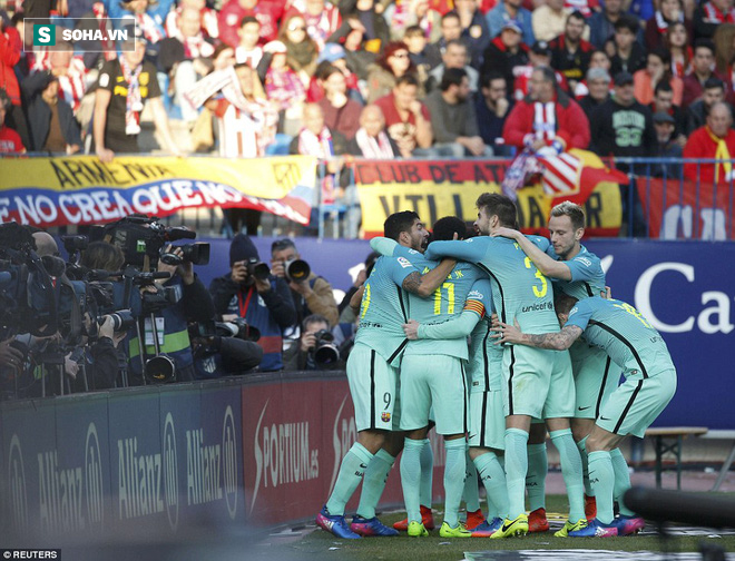 Messi xuất thần phút chót, Barcelona giật tạm ngôi đầu của Real Madrid - Ảnh 16.