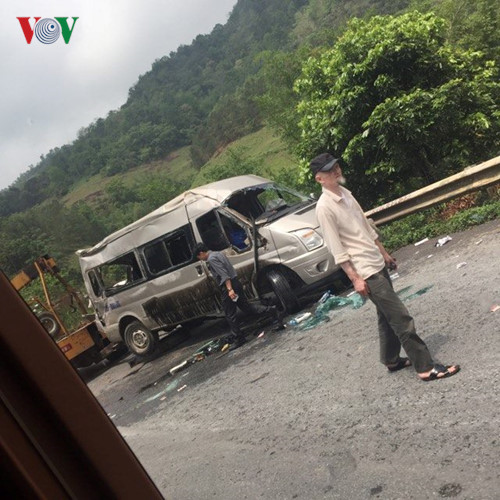 Ảnh: Hiện trường vụ tai nạn thảm khốc trên cầu Sài Hồ, Lạng Sơn - Ảnh 4.