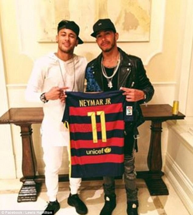 Uẩn khúc đằng sau cái giá khủng khiếp 196 triệu bảng của Neymar - Ảnh 2.