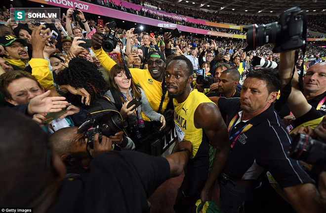 Usain Bolt thua đối thủ 2 lần dính doping trong cuộc đua 100m cuối cùng của sự nghiệp - Ảnh 2.