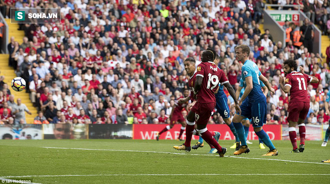 Vùi xác Arsenal trên Anfield, Liverpool nhấn chìm Wenger trong cơn tuyệt vọng - Ảnh 7.