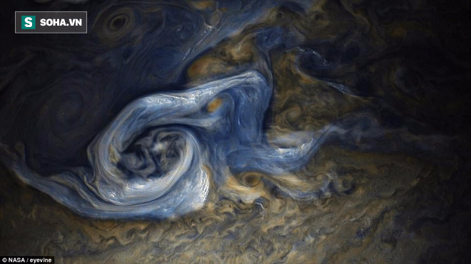 Những hình ảnh mới nhất của Sao Mộc Juno của NASA: Một hành tinh tuyệt đẹp và ma quái - Ảnh 1.