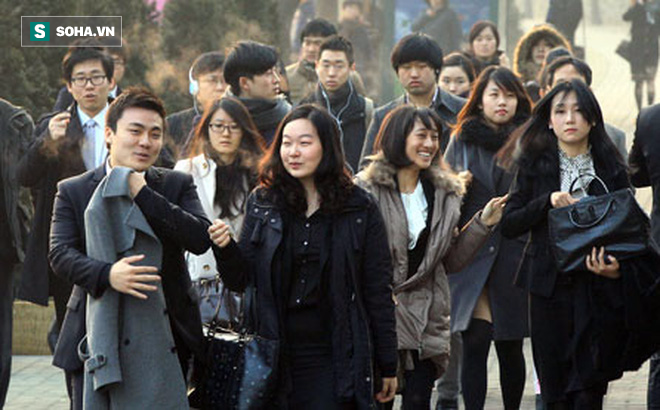Lý do đằng sau việc ngày càng nhiều dân công sở Hàn Quốc muốn được gọi bằng tên Tây? - Ảnh 1.