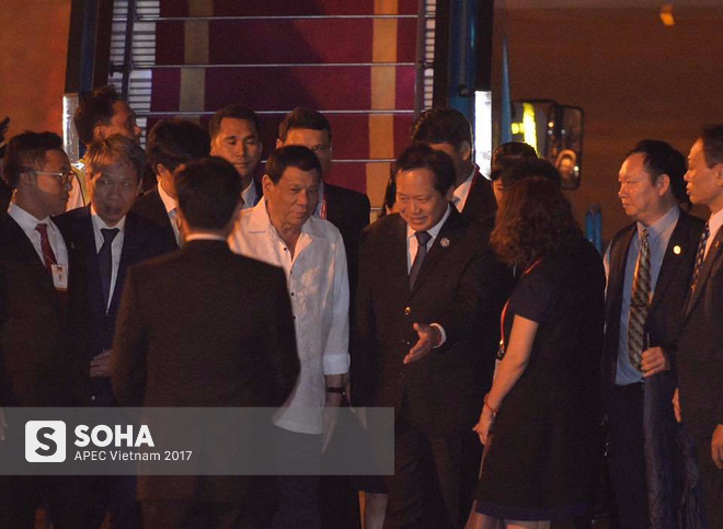 Tổng thống Philippines Rodrigo Duterte đã tới Đà Nẵng, bắt đầu tham dự Tuần lễ Cấp cao APEC - Ảnh 4.