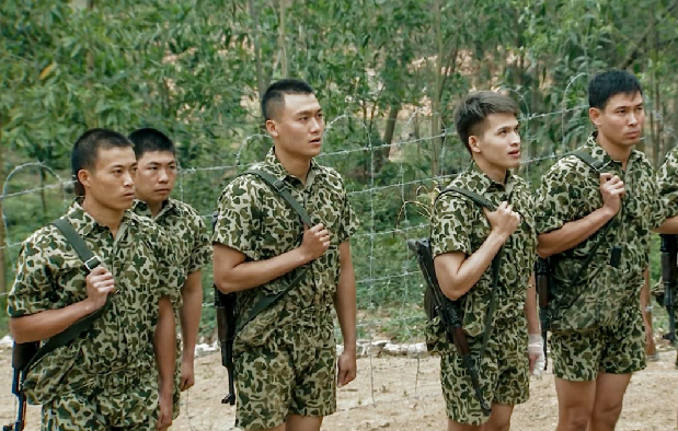 Hot boy Bình An liên tục bị ném đá vì thái độ trong quân ngũ - Ảnh 5.