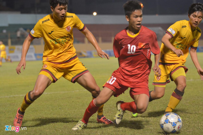 Bị đẩy vào hiểm cảnh, U19 Việt Nam chói sáng mang về niềm tin và hy vọng - Ảnh 2.