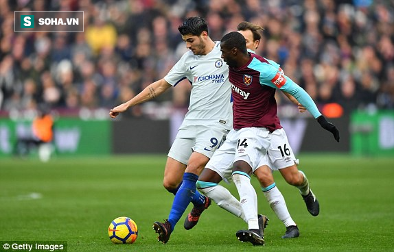 Đá không tin nổi trước đội áp chót BXH, Chelsea gửi tin vui tới Man United trước derby - Ảnh 1.