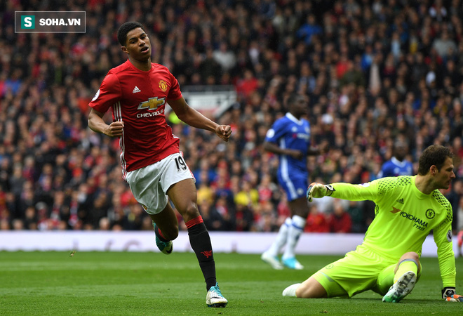 Hãy dè chừng, Mourinho đang biến Man United thành FC Hollywood - Ảnh 1.