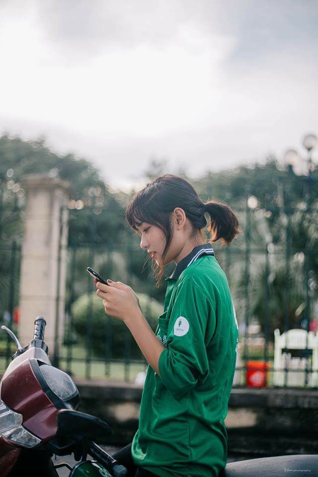 Sự thật về cô nàng Grabbike xinh đẹp khiến dân mạng Việt truy tìm cả ngày nay - Ảnh 1.