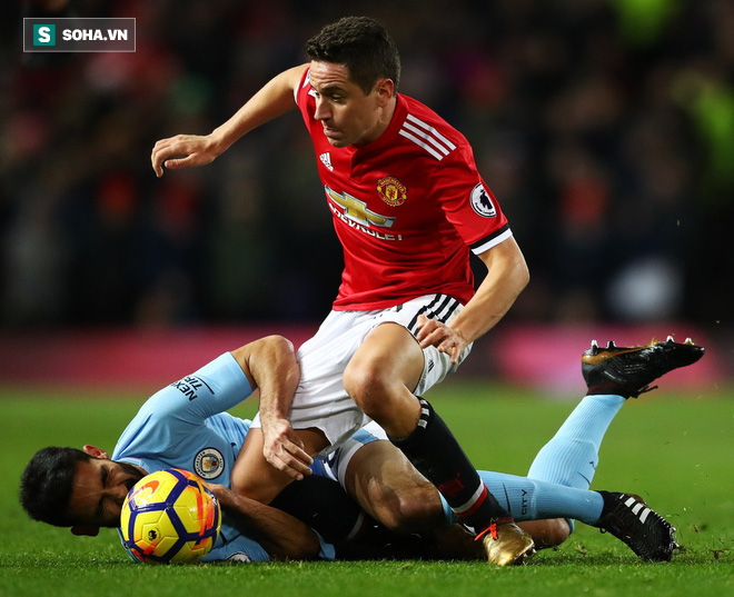 Thất bại, nhưng Mourinho phải cảm ơn chàng ngự lâm quân của Old Trafford - Ảnh 1.