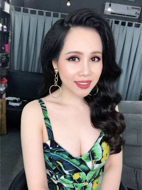 Nhan sắc khác lạ của nữ diễn viên lùn nhất showbiz Việt - Trương Phương - Ảnh 5.