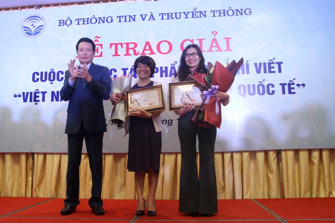 Trao giải 17 tác phẩm báo chí đoạt giải Việt Nam - quá trình hội nhập quốc tế - Ảnh 1.