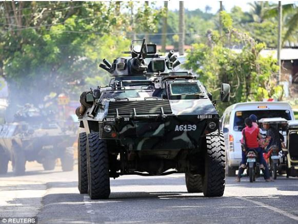 Philippines đã triển khai những vũ khí nào chống phiến quân thân IS? - Ảnh 1.