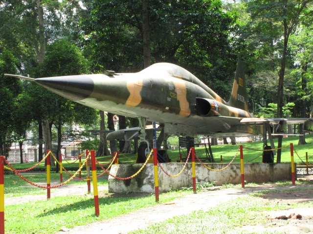 Bất ngờ lớn: Tiêm kích F-5E tái xuất từ kho lưu trữ của Quân đội Việt Nam - Ảnh 1.