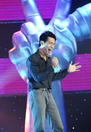 Giám khảo sửng sốt trước thí sinh nam hát giọng nữ, dám đấu giọng với Thu Minh - Ảnh 8.