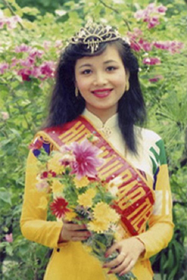 Chân dung hoa hậu tuổi Dậu duy nhất tại Việt Nam - Ảnh 1.