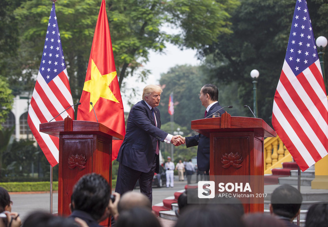 [LIVE] Chủ tịch nước Trần Đại Quang và Tổng thống Donald Trump đang họp báo chung - Ảnh 5.