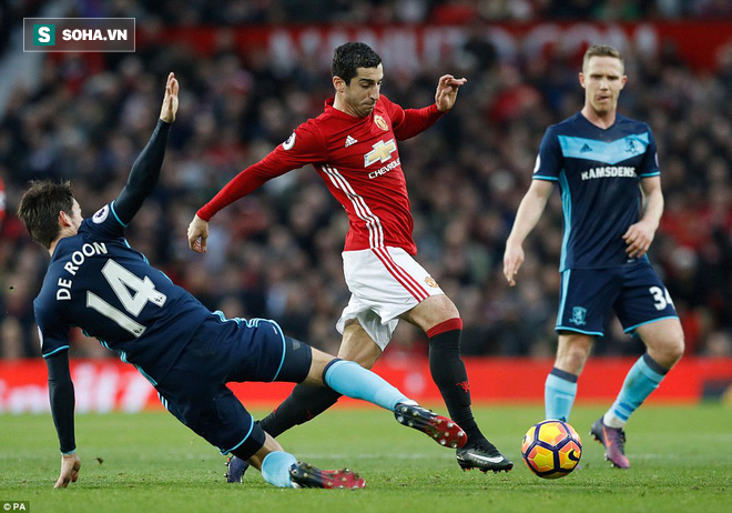 Khoe tài điều binh, Mourinho hoảng vía ngay trên Old Trafford - Ảnh 10.