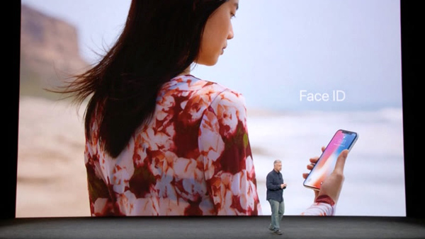 IPhone X “triệu người mong” trình làng và bi hài chuyện Face ID - Ảnh 3.