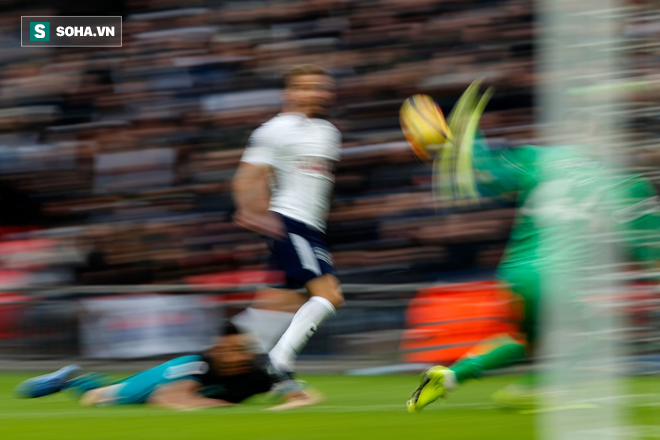 Harry Kane lật đổ Messi và Ronaldo: Để vĩ đại, phải rời Tottenham - Ảnh 1.