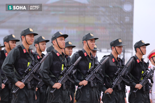 Ngắm dàn xe khủng của lực lượng công an, quân đội Việt Nam sẵn sàng bảo vệ APEC - Ảnh 3.