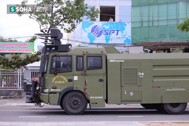 Ngắm dàn xe khủng của lực lượng công an, quân đội Việt Nam sẵn sàng bảo vệ APEC - Ảnh 10.