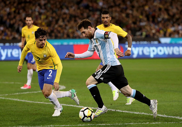 Messi như “người thừa”, Argentina vẫn khiến Brazil nhận kết cục đau đớn - Ảnh 3.