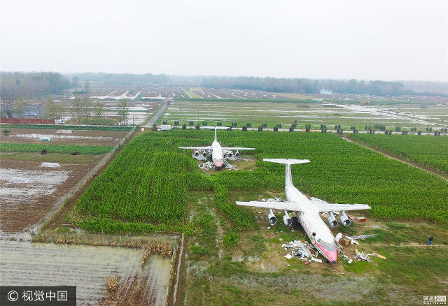 Doanh nhân Trung Quốc chi hơn 27 tỷ đồng mua máy bay cũ để cải tạo thành nhà hàng, thu hút khách du lịch về vùng quê - Ảnh 2.
