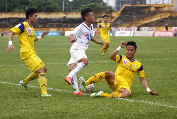 Lời mỉa mai của người Thái và lí do bạo lực tràn lan tại V-League - Ảnh 3.