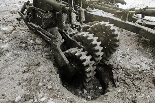 Quân đội Nga trang bị bộ kit phá mìn chống tăng TMT-K - Ảnh 2.
