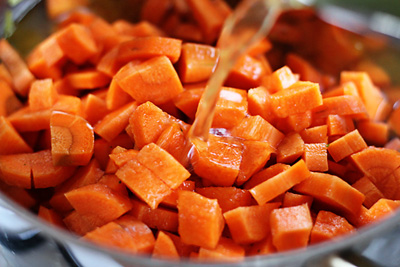 Ăn cà rốt theo cách này sẽ lợi ích tuyệt vời cho sức khỏe - Ảnh 2.
