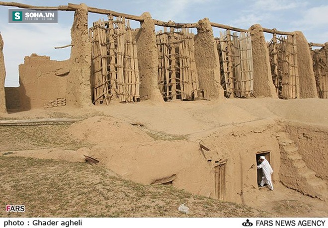Chỉ làm từ rơm rạ nhưng động cơ gió tại Iran vẫn thọ hàng nghìn năm tuổi - Ảnh 2.