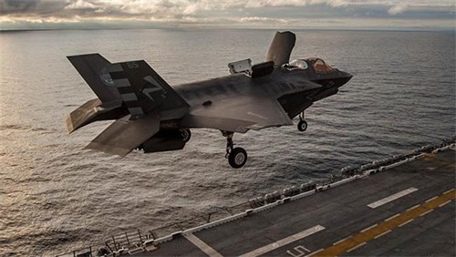 Mỹ có thể triển khai thêm máy bay F-35 tới Nhật Bản - Ảnh 2.