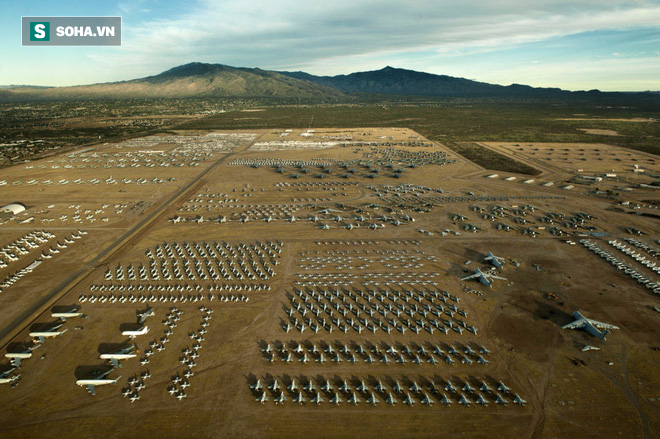 CLIP ẤN TƯỢNG: Góc nhìn khác lạ về nghĩa địa máy bay lớn nhất thế giới - Ảnh 2.