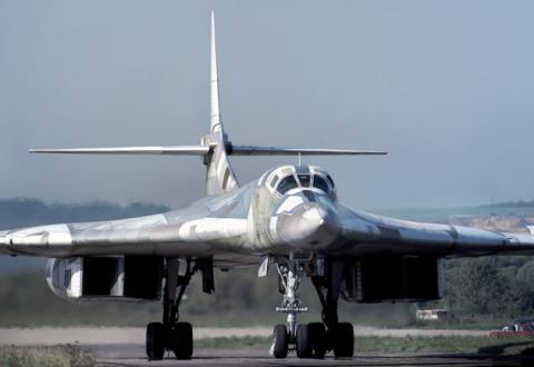 Tu-160M2: Huyền thoại công nghệ hàng không thế giới - Ảnh 1.