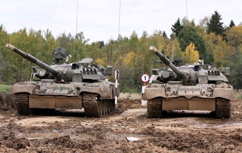 Nga khoe sức mạnh xe tăng thế chỗ Armata - Ảnh 1.