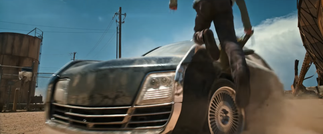 Những điều chưa ai kể về dàn xe ô tô trong Logan - một trong những bí quyết thành công của bộ phim bom tấn này - Ảnh 1.