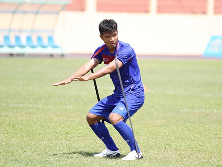 HLV Hoàng Anh Tuấn lo sốt vó với các trụ cột U20 Việt Nam - Ảnh 1.