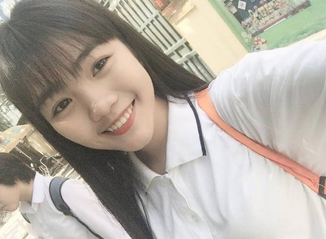 Nhan sắc xinh đẹp của nữ sinh 17 tuổi vừa đăng quang Ngôi sao Việt Đức - Ảnh 2.