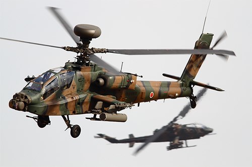 Nhật Bản nâng cấp công nghệ nhìn đêm trên trực thăng Apache - Ảnh 1.