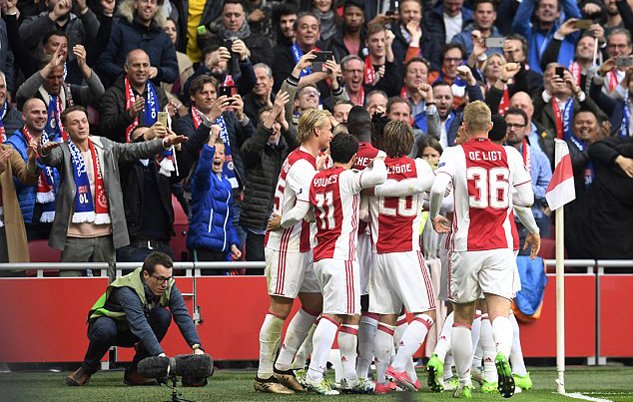 Vùi dập Lyon, Ajax rộng đường vào chung kết Europa League - Ảnh 1.