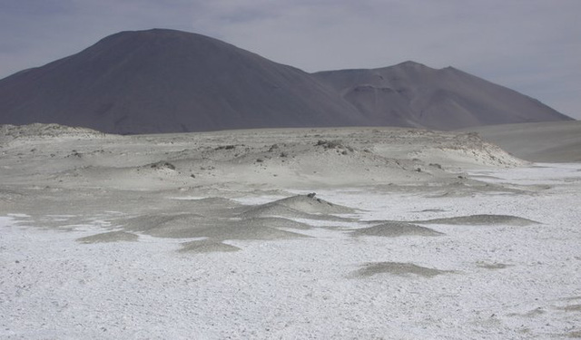 Phát hiện hiện tượng lốc xoáy pha lê trên đỉnh Andes chưa từng xuất hiện trong lịch sử - Ảnh 2.
