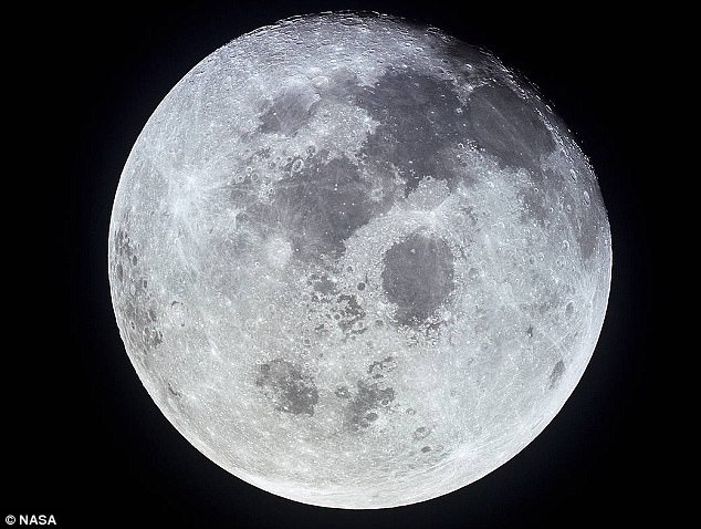 Cho người sống tại không gian mô phỏng Mặt Trăng, Trung Quốc dự tính đô hộ vệ tinh này - Ảnh 1.