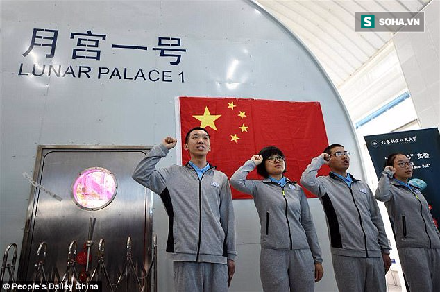 Cho người sống tại không gian mô phỏng Mặt Trăng, Trung Quốc dự tính đô hộ vệ tinh này - Ảnh 2.