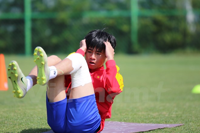 Phan Thanh Hậu trở lại tập luyện, có hy vọng dự U20 World Cup  - Ảnh 1.