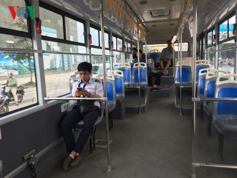 Buýt nhanh BRT Hà Nội đang chẳng giống ở đâu? - Ảnh 2.