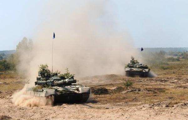 Ukraine tung xe tăng hiện đại tới Miền Đông: Cuộc tấn công tổng lực, khốc liệt sắp nổ ra? - Ảnh 1.