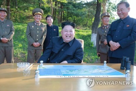 Triều Tiên công bố ảnh chụp Trái Đất từ tên lửa đạn đạo - Ảnh 1.